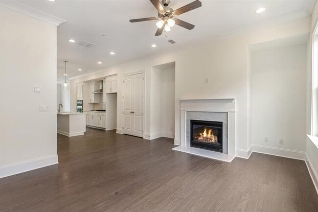 Building Photo - 6803 Prelude Dr
