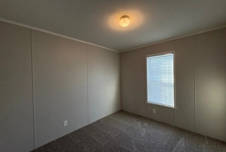 Building Photo - 105 Nicole Ct