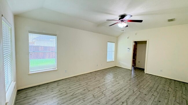 Building Photo - 12918 Stratford Mill Ln