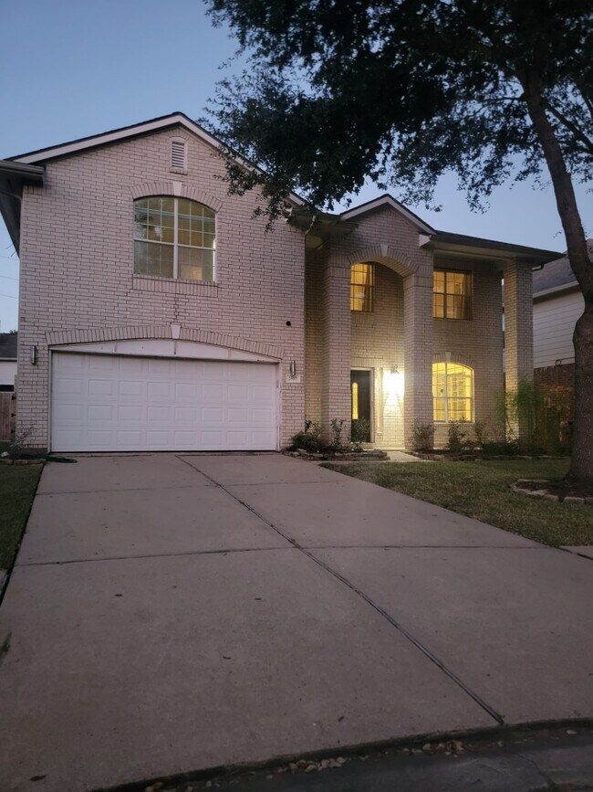 Building Photo - 2507 Willow Springs Ln