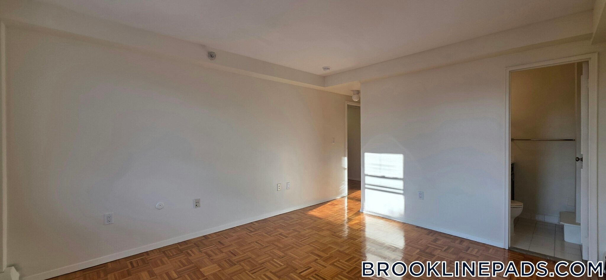 Building Photo - 175 Freeman St