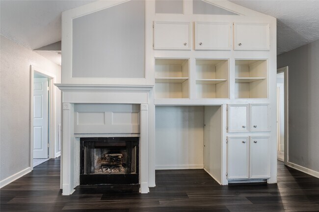 Building Photo - 12757 Lake Conroe Hills Dr