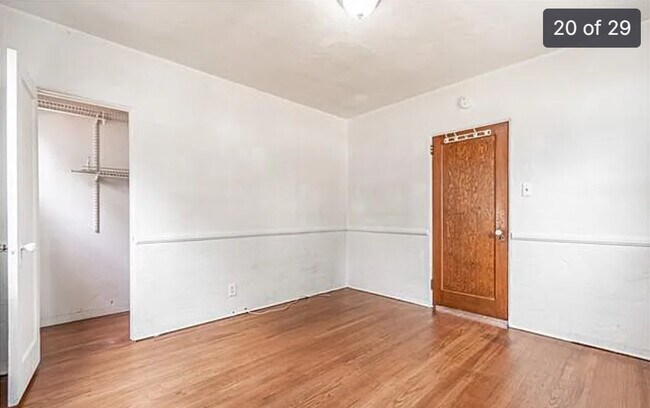 Building Photo - 10526 Downey Norwalk Rd