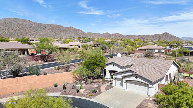Building Photo - 41735 N Maidstone Ct