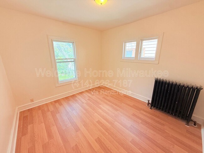 Building Photo - 2919 N 50th St