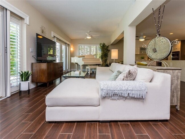 Building Photo - 2319 NE 16th Ave