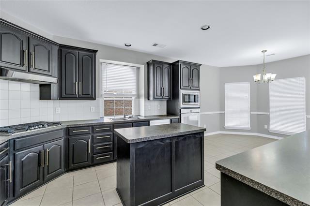 Building Photo - 15264 Appaloosa Dr