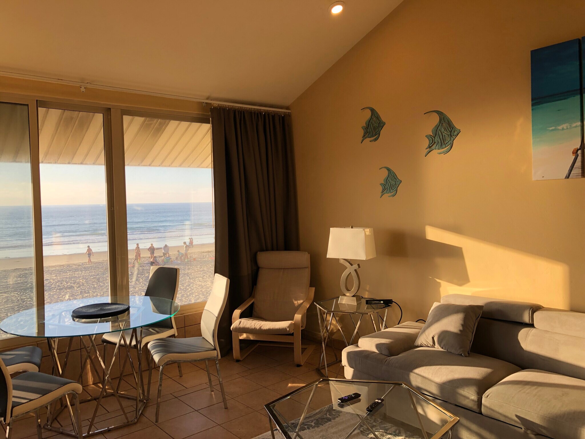 Portion of spacious living room - 3261 Ocean Front Walk