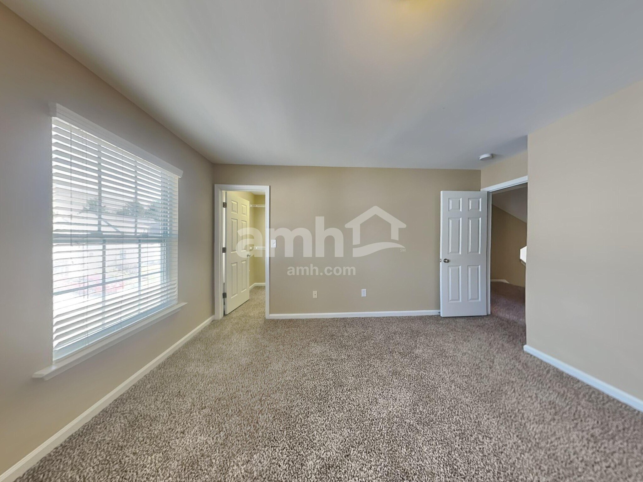 Building Photo - 129 Pin Oak Ct