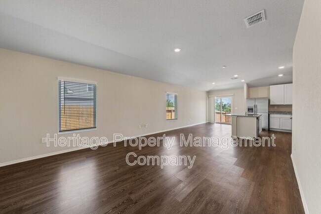 Building Photo - 8718 Broad Wing Dr