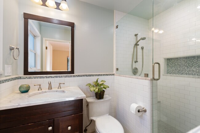 Building Photo - 4 Pimentel Ct