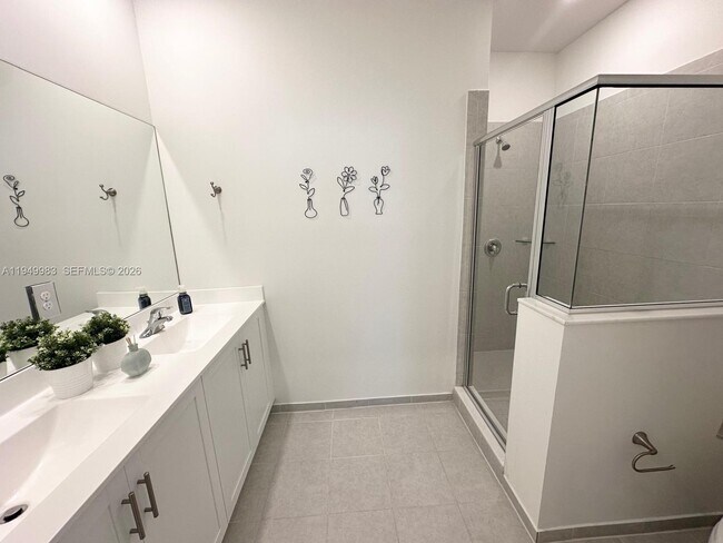 Building Photo - 13403 SW 287th Ter