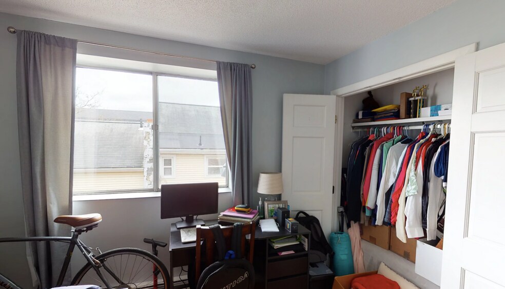 Building Photo - 41 Cross St