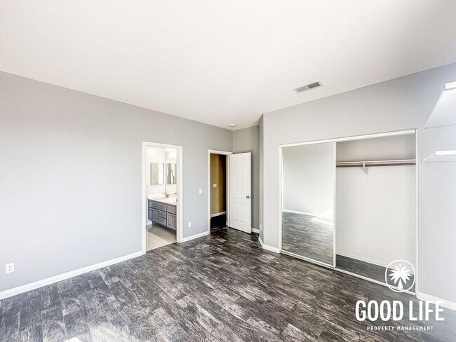 Building Photo - 1074 Moonstone Pl