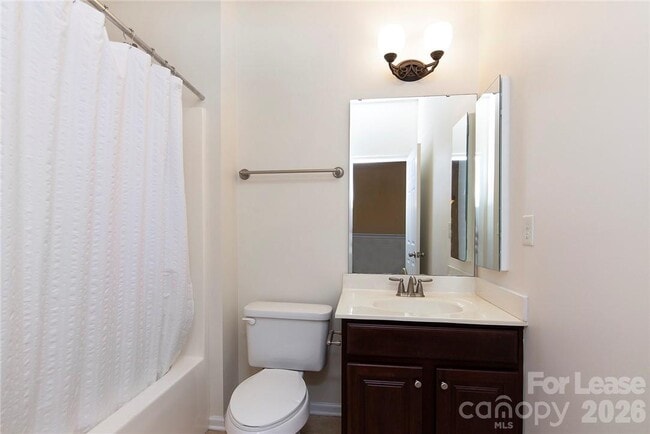 Building Photo - 9921 Kings Parade Blvd