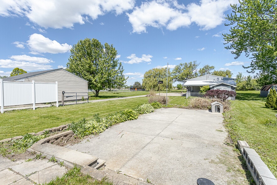 Building Photo - 6125 Seaman Rd