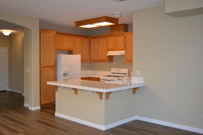 Building Photo - 938 Lusk Dr