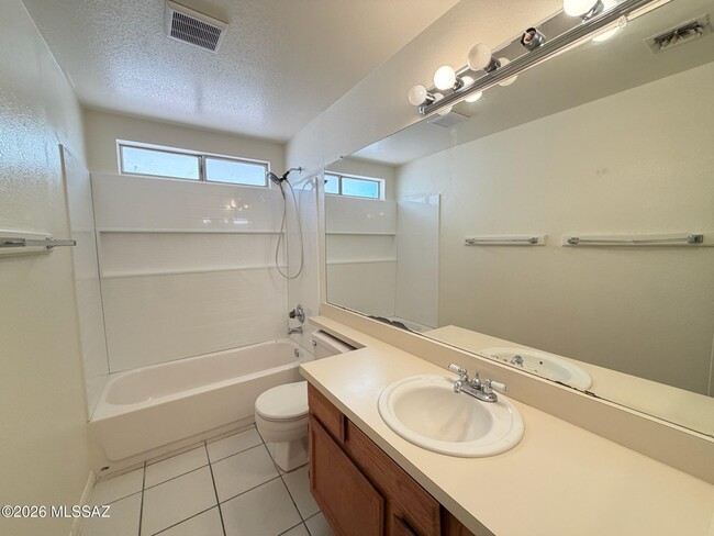Building Photo - 9368 N Hampshire Dr