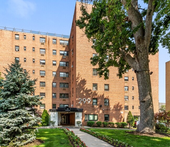 Building Photo - Harclay House Apartments