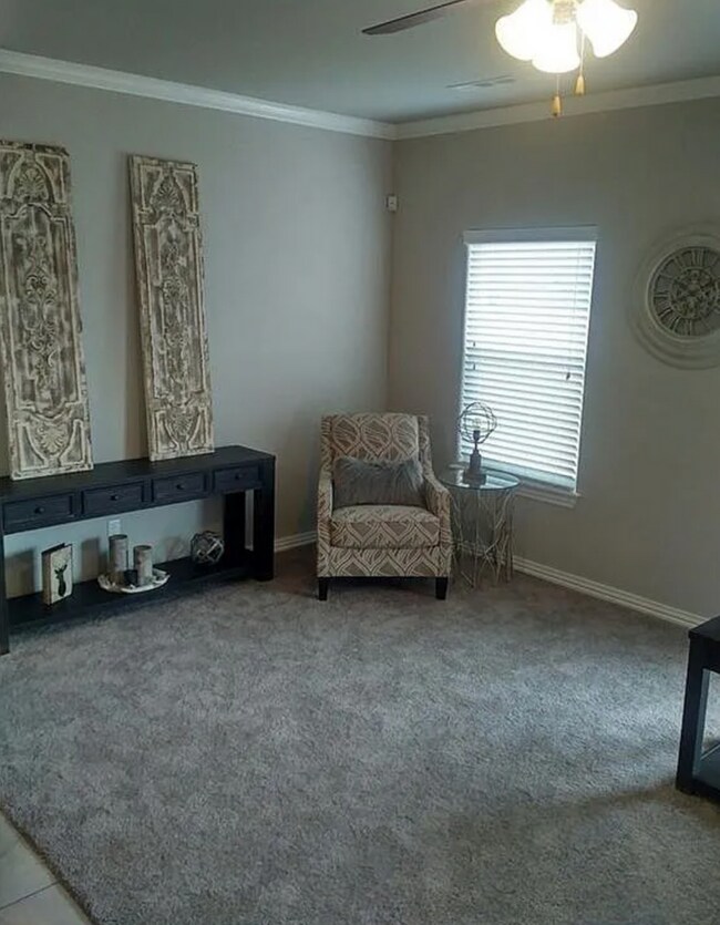 Building Photo - 3 Bedroom Townhome for Lease Rogers, AR! *...