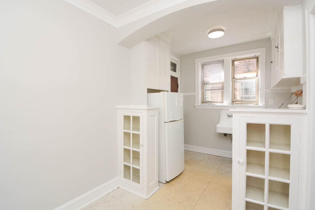 Building Photo - 4227 N Paulina St