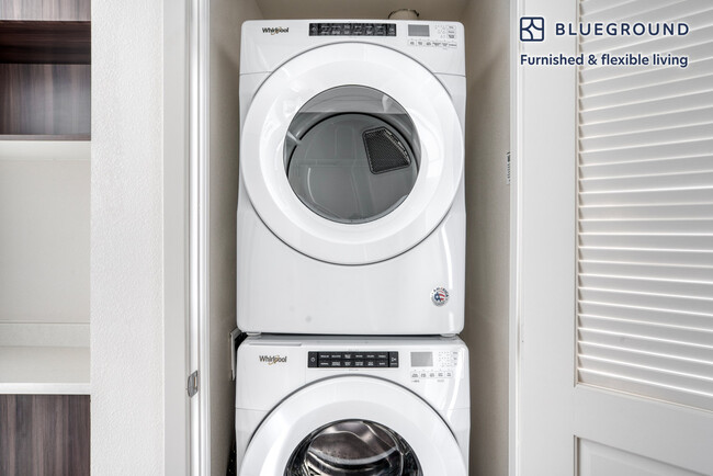 Building Photo - 44758 Old Warm Springs Blvd