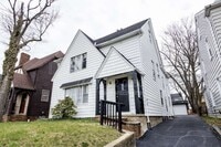 Building Photo - 3579 Riedham Rd