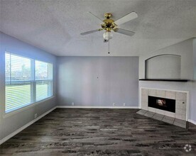 Building Photo - 2304 Meade Ct