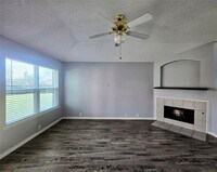 Building Photo - 2304 Meade Ct