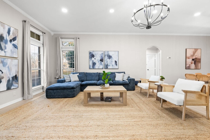 Building Photo - 478 Westshore Dr