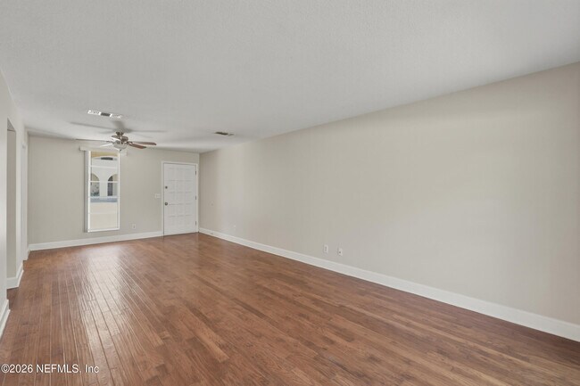 Building Photo - 1757 El Camino Rd