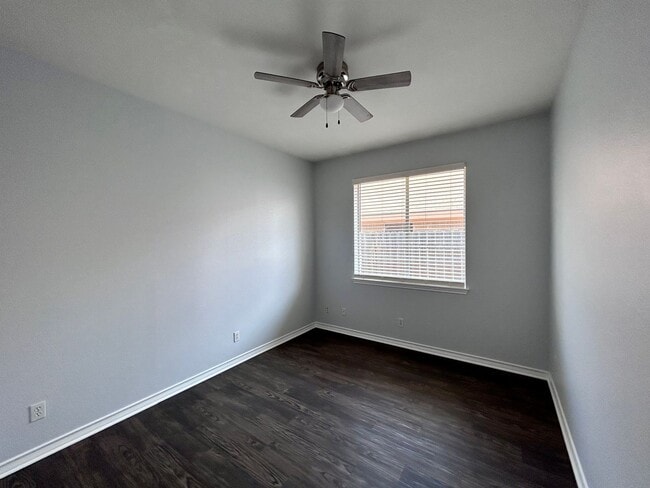 Building Photo - 4710 Sojourner St