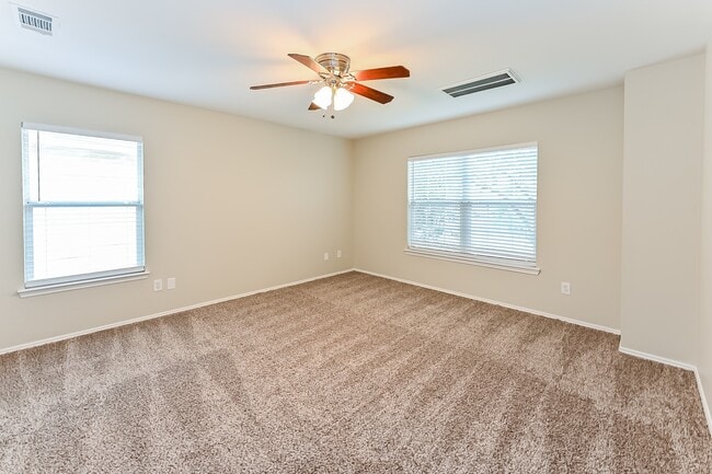 Building Photo - 7230 Wimberly Oaks Ln