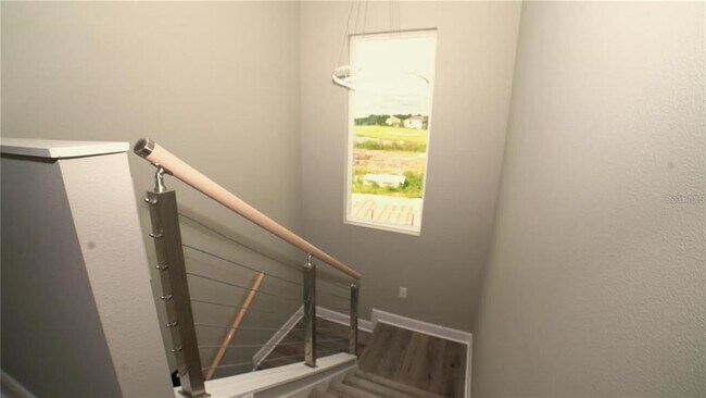 Building Photo - 2025 Greenbriar Ter