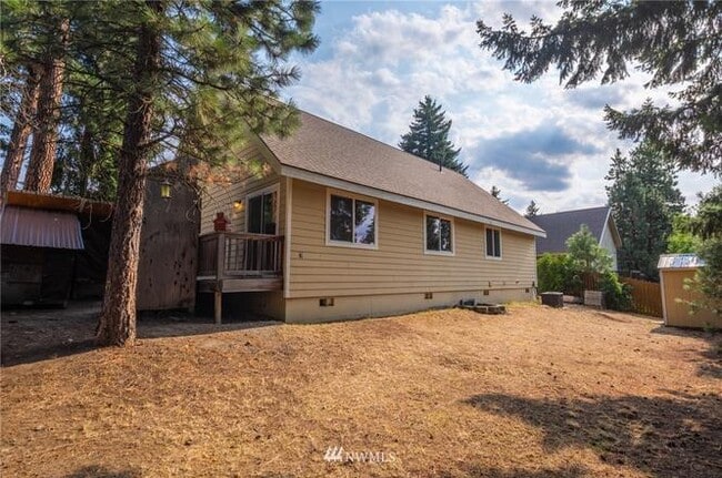 Building Photo - 907 Marian Dr