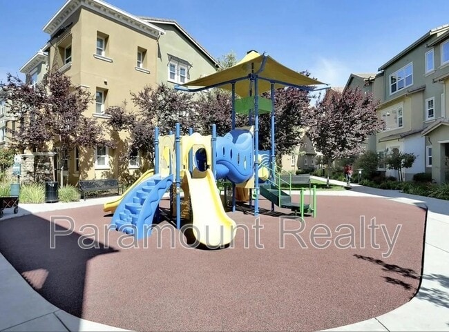 Building Photo - 1997 Lee Way