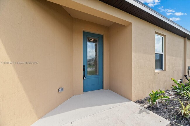 Building Photo - 5109 Joyous Pl