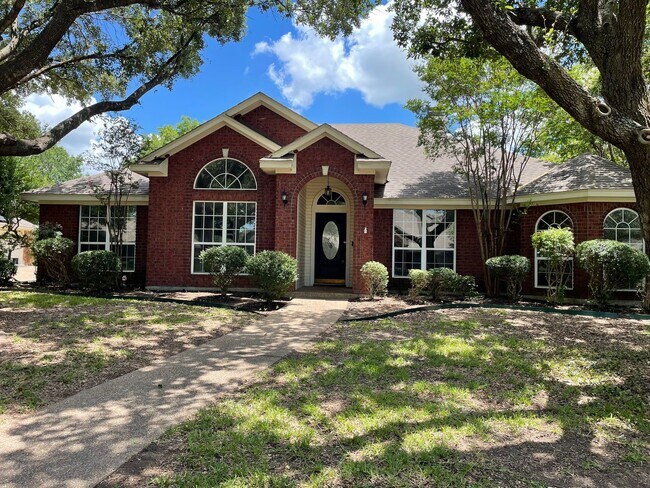 Building Photo - Available Now! No Pets! Beautiful 4 bed/2....