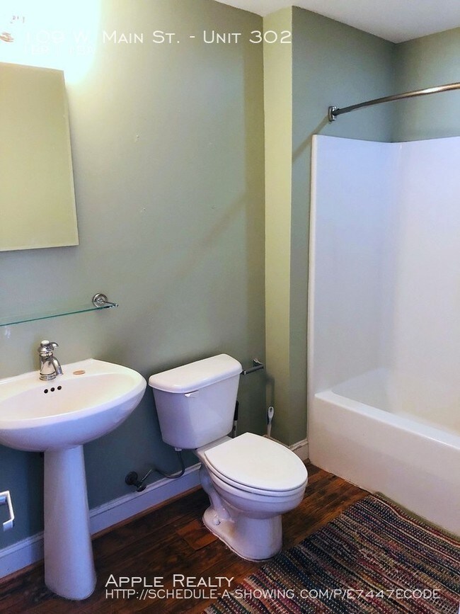 Building Photo - 109 W. Main St. Unit 302 - Available Now