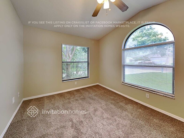 Building Photo - 10 Widgeon Pl
