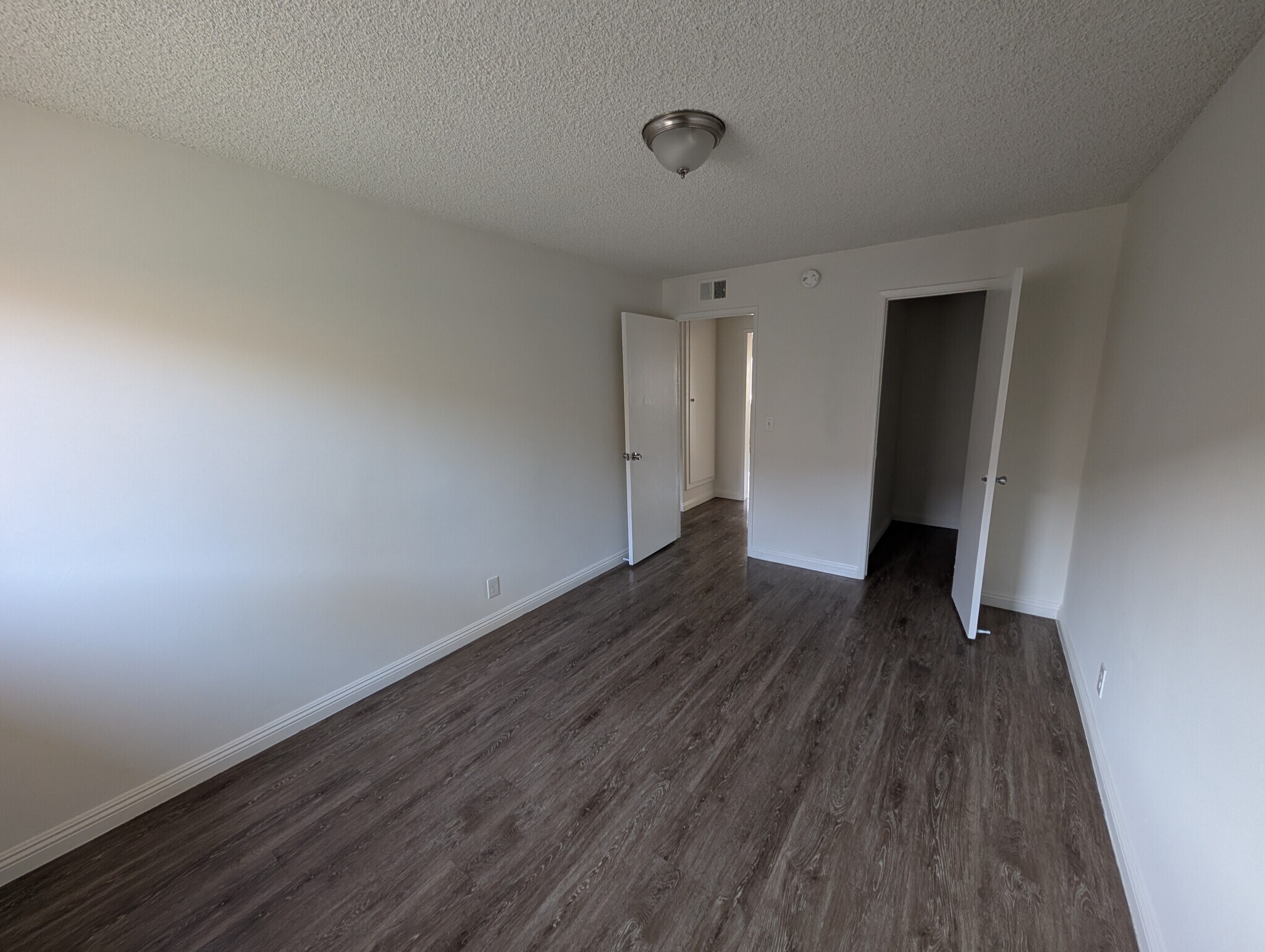 Building Photo - 383 N Prospero Dr