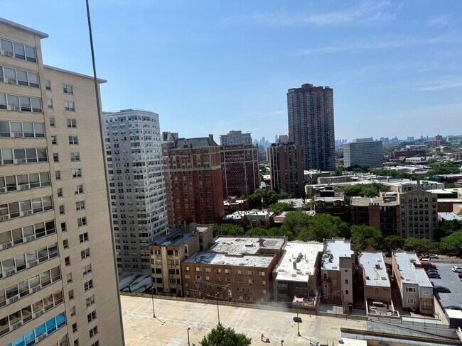 Building Photo - 655 W Irving Park Rd
