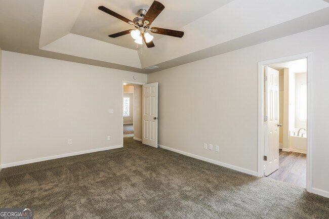 Building Photo - 2804 Crest Ridge Way SW