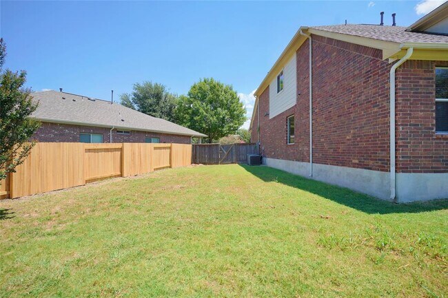 Building Photo - 11604 Falcon Trail Ct