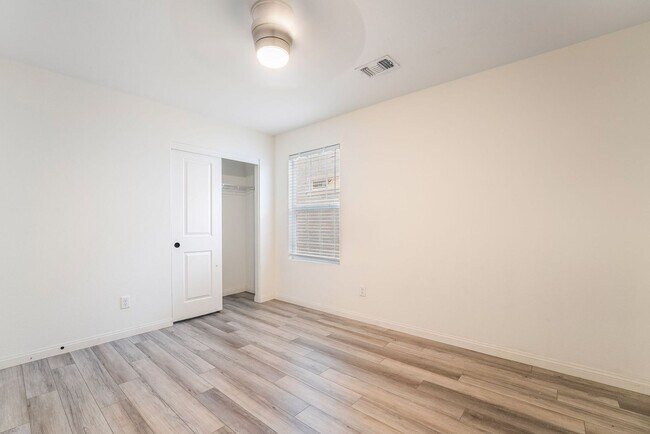 Building Photo - Modern Living in Inspirada Community!