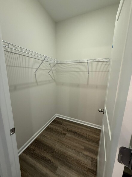 Building Photo - 136 Dreher Dr