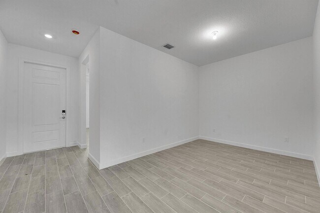 Building Photo - 6429 Seabright Ter