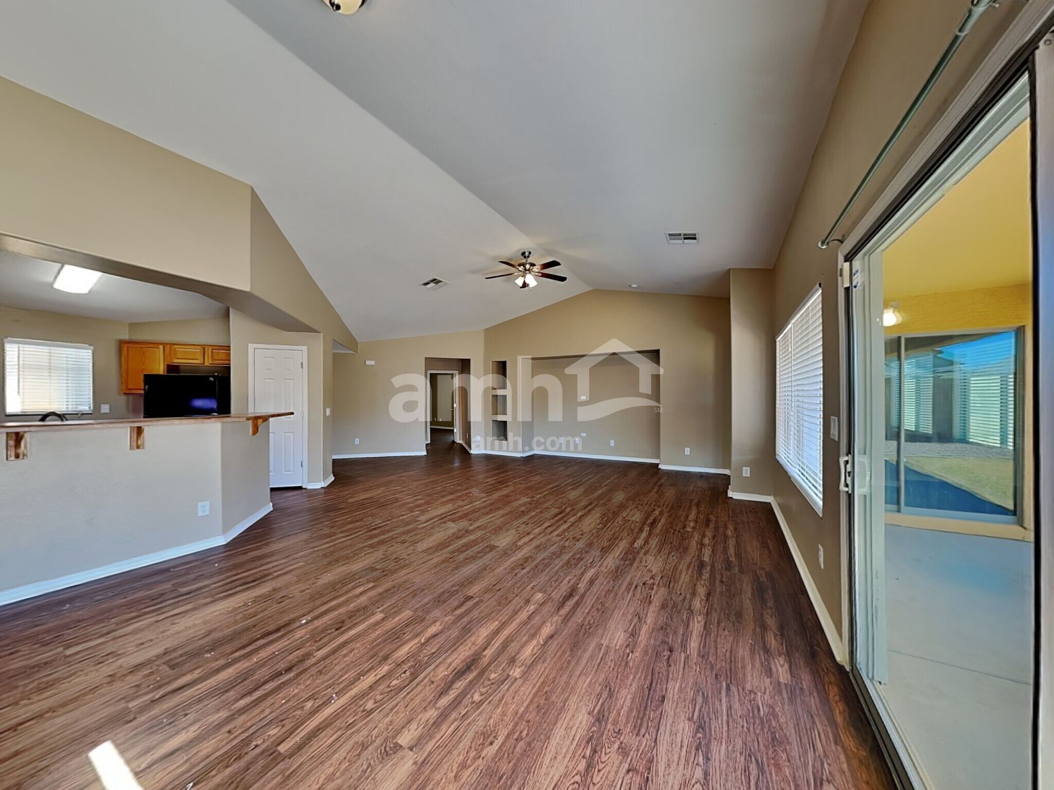 Building Photo - 2653 W Sunset Way
