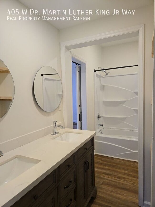 Building Photo - 405 W Dr. Martin Luther King Jr. Way