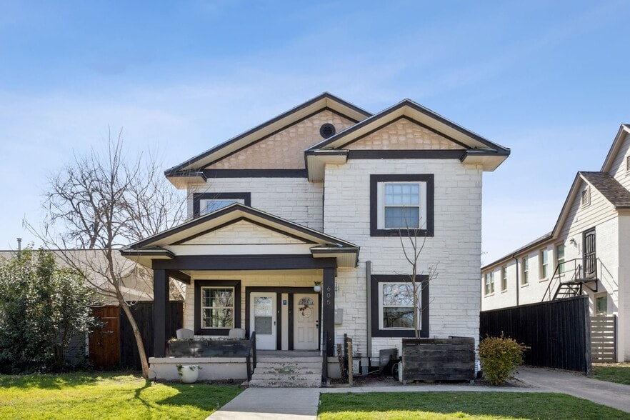 Building Photo - 605 S Oak Cliff Blvd